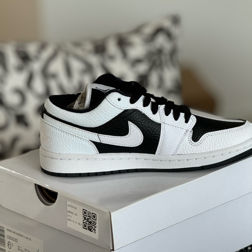 WOMENS NIKE AIR JORDAN 1 LOW SIZE 6.5